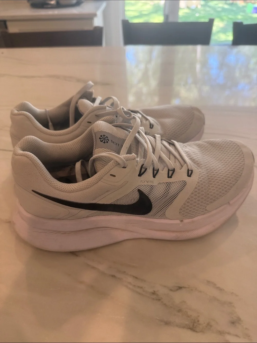 Nike men's swift 3 - Light Gray and Black Mesh Running Sneakers